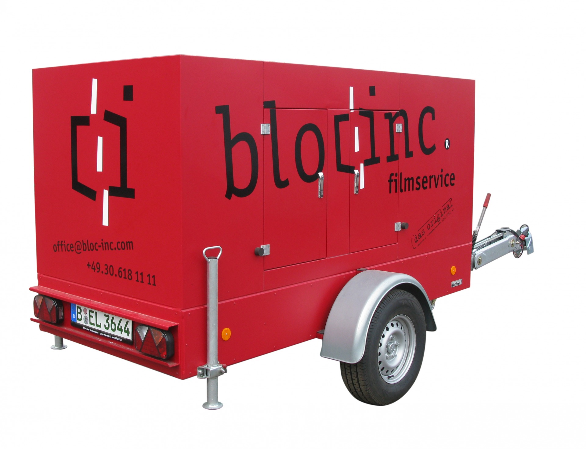 corporatedesign-blocinc-anhaenger-copyright-typoly Fahrzeugbeschriftung mit Firmenlogo - Typoly